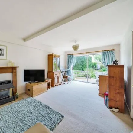 Image 4 - West End Gardens, Fairford, Gloucestershire, Gl7 - House for sale