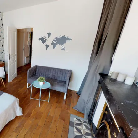 Rent this 4 bed room on 65 Avenue Jean Jaurès in 69007 Lyon 7e Arrondissement, France