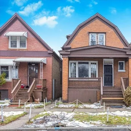 Buy this 3 bed house on 6018 South Winchester Avenue in Chicago, IL 60636