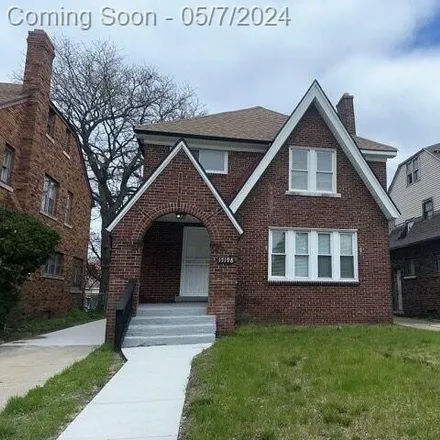 Buy this 4 bed house on 7675 Santa Maria Avenue in Detroit, MI 48221