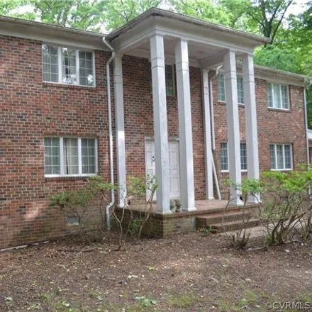 Buy this 5 bed house on 117 Crownpoint Rd in Williamsburg, Virginia