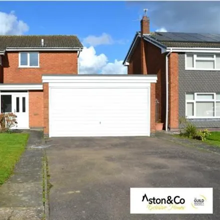 Buy this 4 bed house on Fairford Avenue in Leicester, LE5 6HQ