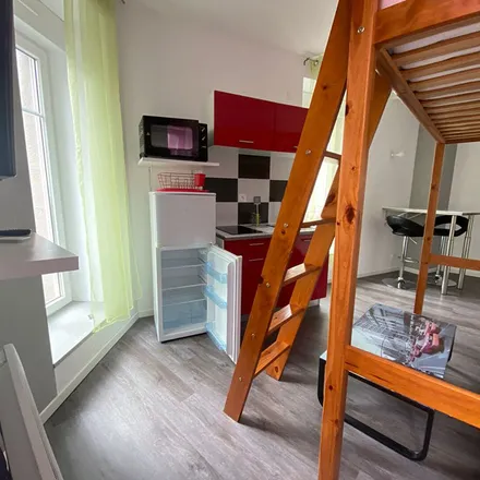 Image 3 - 7 Rue Marcel Sembat, 29200 Brest, France - Apartment for rent