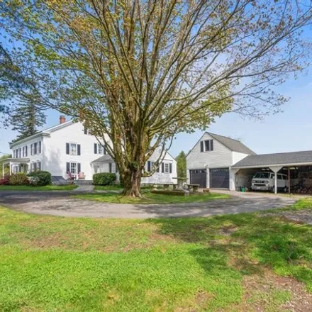 Image 5 - 197 Stow Rd, Marlborough, Massachusetts, 01752 - House for sale