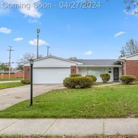 Buy this 4 bed house on 33561 Bloomfield in Livonia, MI 48154