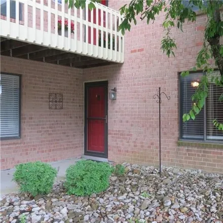 Buy this 2 bed condo on 2683 Whitehorse Vale Drive in Jeffersonville, IN 47130