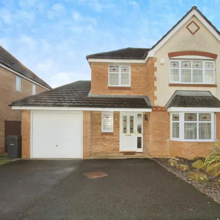 Rent this 4 bed house on Hazelton Close in Wrose, BD18 1QJ