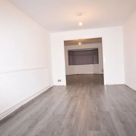 Image 6 - Glendon Drive, Bulwell, NG5 1FP, United Kingdom - Apartment for rent