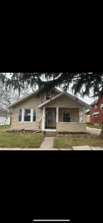 Rent this 3 bed house on 216 West Evers