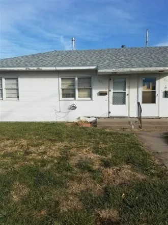 Rent this 2 bed house on 1128 North Oak Street in North Platte, NE 69101