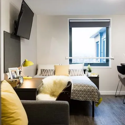 Rent this 1 bed apartment on Copenhagen Tunnel in Shearling Way, London
