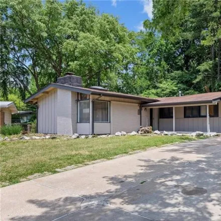 Image 1 - 12 Country Lane, Florissant, MO 63033, USA - House for sale