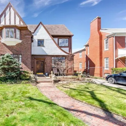 Rent this 4 bed house on 975 Harcourt Road in Grosse Pointe Park, MI 48230