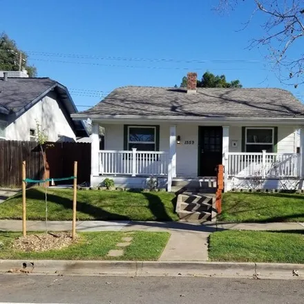 Buy this 2 bed house on 34th Street 35th Street Alley in Sacramento, CA 95816