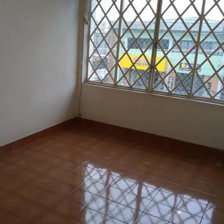 Rent this studio house on Avenida Otacílio Tomanik in Rio Pequeno, São Paulo - SP