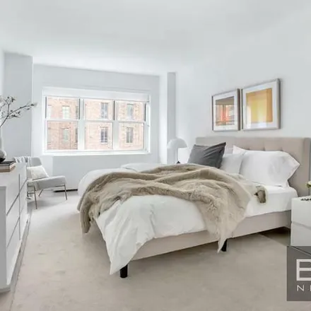 Rent this 1 bed apartment on Starbucks in 822 Lexington Avenue, New York