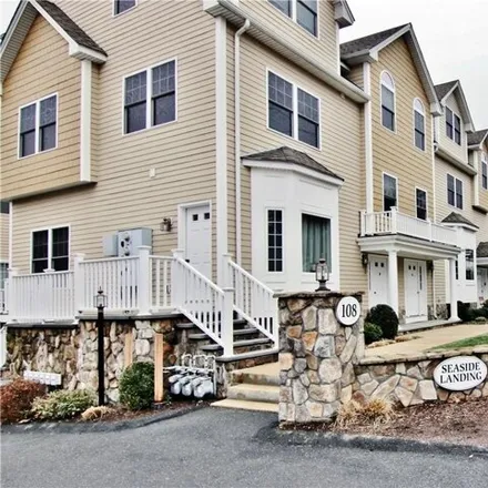 Rent this 3 bed townhouse on 108 Seaside Avenue in Stamford, CT 06902