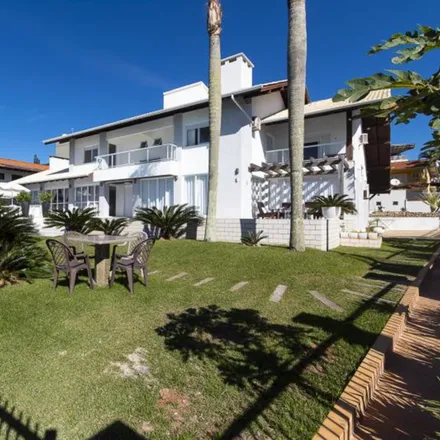 Image 2 - Pousada Gaúcha, Rua Castanheta 1127, Centro, Bombinhas - SC, 88215-000, Brazil - House for rent