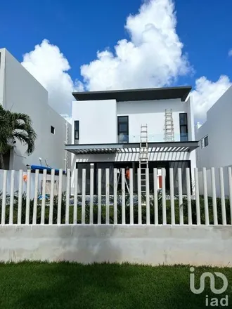 Image 1 - Calle Bahamas, 77569 Lagos del Sol, ROO, Mexico - House for sale