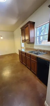 Image 5 - 3701 Mandy Drive, Hood County, TX 76048, USA - Duplex for rent