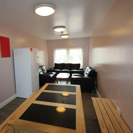 Image 2 - Ranelagh Terrace, Royal Leamington Spa, CV31 3BS, United Kingdom - Apartment for rent