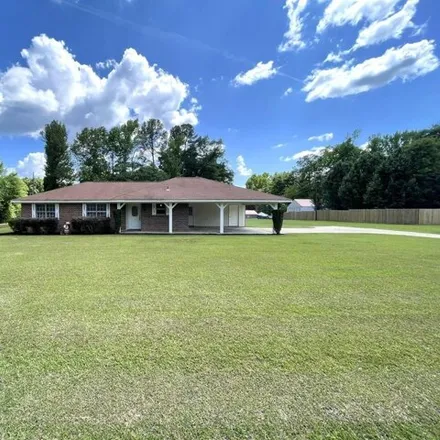 Buy this 3 bed house on 85 Ledsworth Drive in Lowndes County, MS 39702