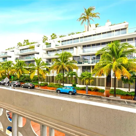 Image 2 - 331 Collins Avenue, Miami Beach, FL 33139, USA - Condo for sale