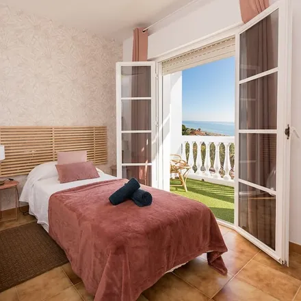 Rent this 7 bed house on 29790 Vélez-Málaga