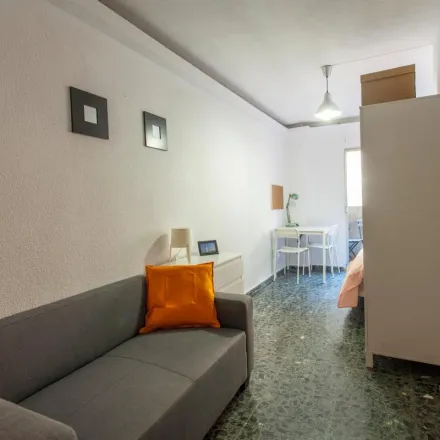 Rent this 5 bed apartment on Carrer de l’Orient in 46005 Valencia, Spain