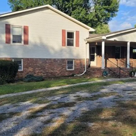 Buy this 4 bed house on 94 North Barbara Circle in Warren County, TN 37110