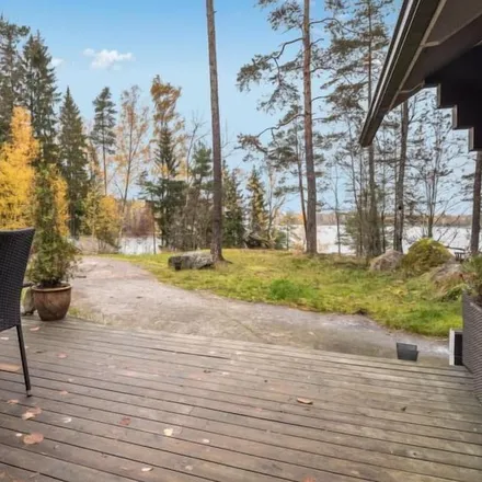 Rent this 2 bed house on 09120 Lohja