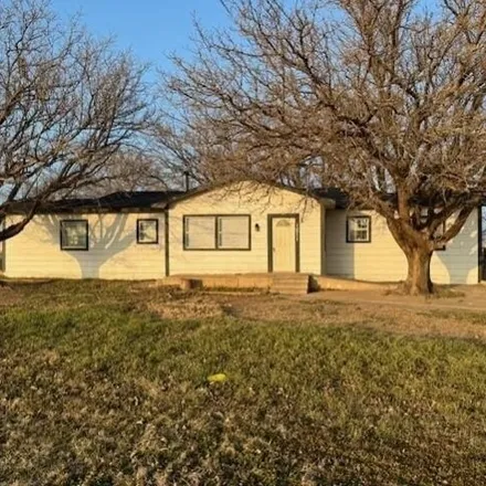 Buy this 4 bed house on 1301 North County Road 1450 in Lubbock County, TX 79416