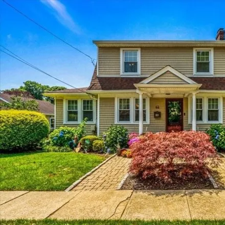 Buy this 3 bed house on 64 Chestnut Ave in Floral Park, New York