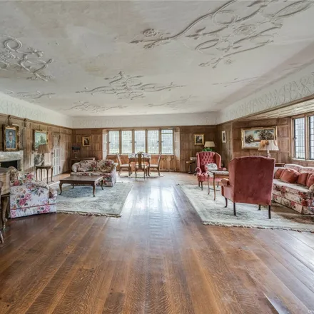 Image 8 - 2 Wheatley Road, Village of Old Westbury, North Hempstead, NY 11568, USA - House for sale