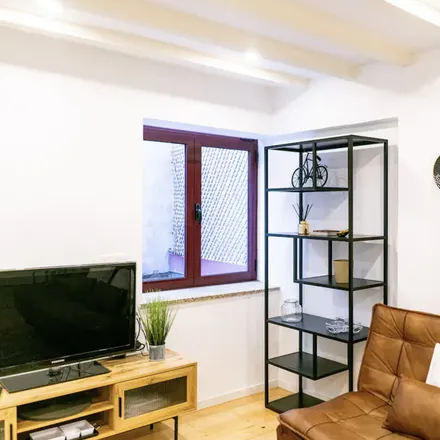 Rent this 1 bed apartment on Rua Cândido dos Reis 400 in 4430-173 Vila Nova de Gaia, Portugal