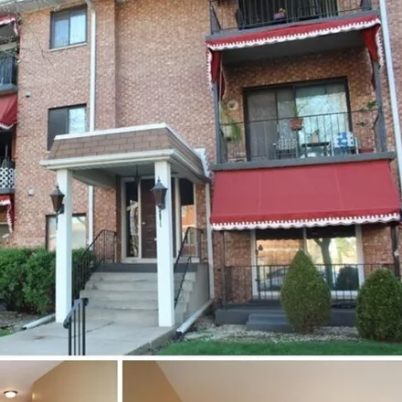 Buy this 1 bed condo on 10338 Parkside Ave Apt 17 in Oak Lawn, Illinois