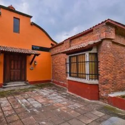 Buy this 4 bed house on Oxxo in Calle Licenciado Ismael Reyes Retana, Jilotepec de Molina Enriquez