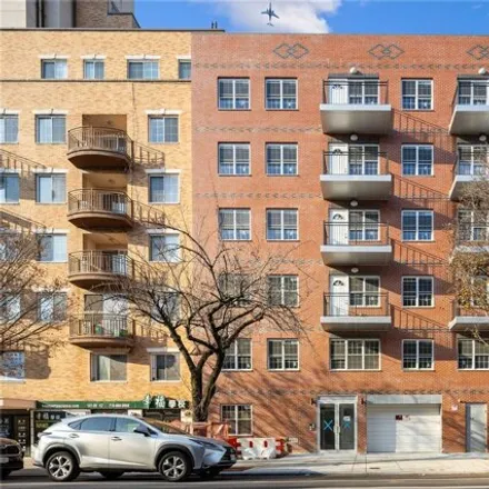 Buy this 1 bed condo on 141-15 Cherry Avenue in New York, NY 11355