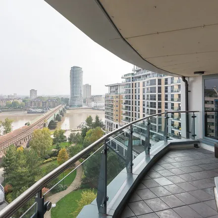 Rent this 3 bed apartment on Chelsea Vista in The Boulevard, London