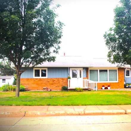 Buy this 2 bed house on 412 Lee Drive in Le Mars, IA 51031