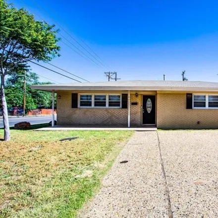 Buy this 4 bed house on 4322 47th St in Lubbock, Texas