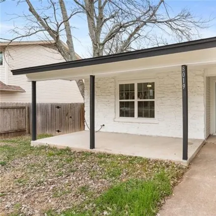 Image 7 - 8019 Scotland Yard, Austin, TX 78759, USA - House for sale