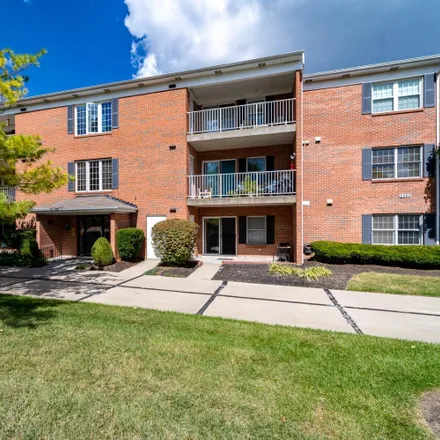 Buy this 2 bed condo on Westwood Northern Boulevard in Bridgetown, OH 45248