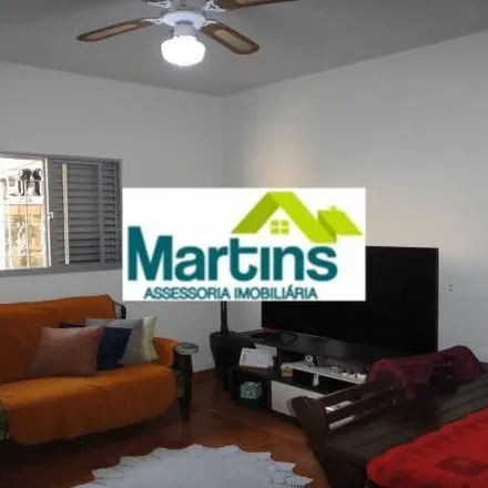 Buy this 2 bed house on Rua Manoel José de Castro Júnior 110 in Cidade Jardim, Jacareí - SP