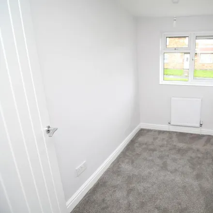 Image 9 - unnamed road, Denaby Main, DN12 4TF, United Kingdom - Townhouse for rent