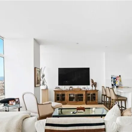 Image 4 - 900 W Olympic Blvd Unit 29h, Los Angeles, California, 90015 - Condo for sale