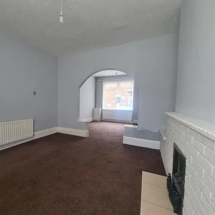 Image 6 - Tindale Crescent Working Mens Club, Boddy Street, Bishop Auckland, DL14 9SS, United Kingdom - Townhouse for rent