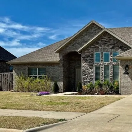 Buy this 3 bed house on 1687 Sunrise Circle in Centerton, AR 72719