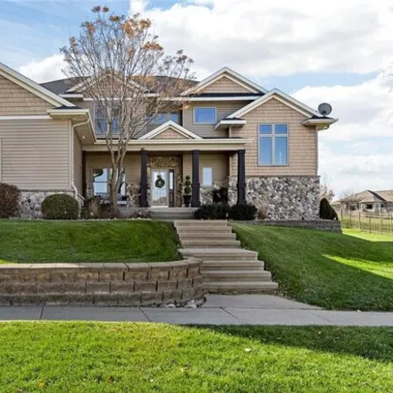 Buy this 5 bed house on 309 Pairie View Circle in Fairfax, IA 52228