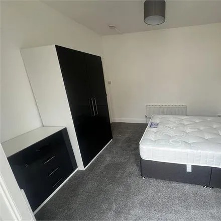 Image 4 - Rhyddings Park Road, Swansea, SA2 0AQ, United Kingdom - Room for rent
